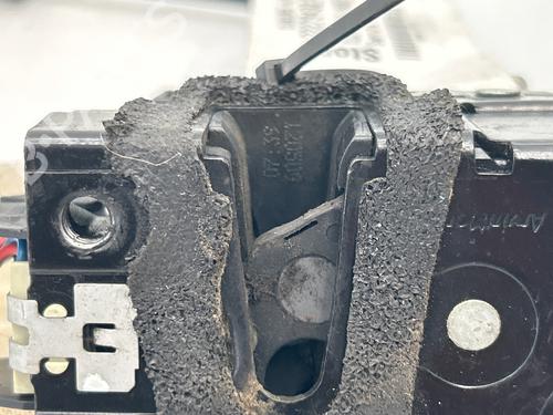 Used Front right lock Front right lock 39109140 39109140