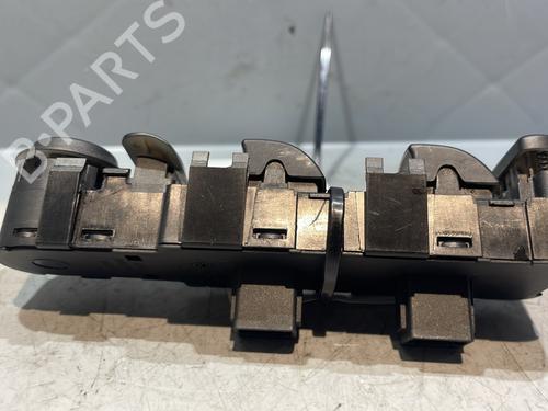 Left front window switch CITROËN C4 I (LC_) 1.6 HDi | BP29639920I27 