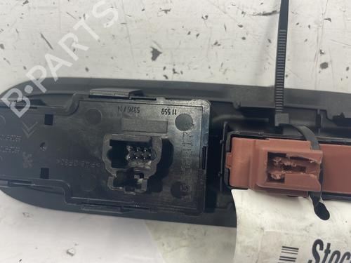 Switch PEUGEOT 407 Coupe (6C_) 2.7 HDi | BP25833227I30 