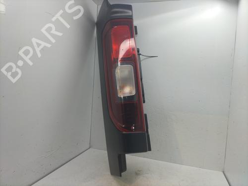 right-taillight-renault-trafic-iii-van-fg_-2014-32231677 main image