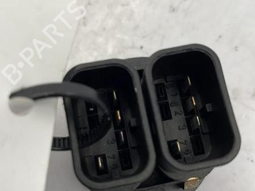 Used Right front window switch Right front window switch FORD FIESTA IV (JA_, JB_) 1.25 i 16V (75 hp) 22831679 22831679