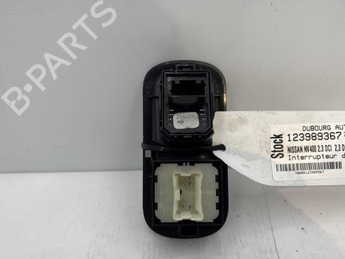 Mando elevalunas delantero izquierdo Mando elevalunas delantero izquierdo NISSAN NV400 Van (X62, X62B) dCi 150 (150 hp) 34260067 34260067