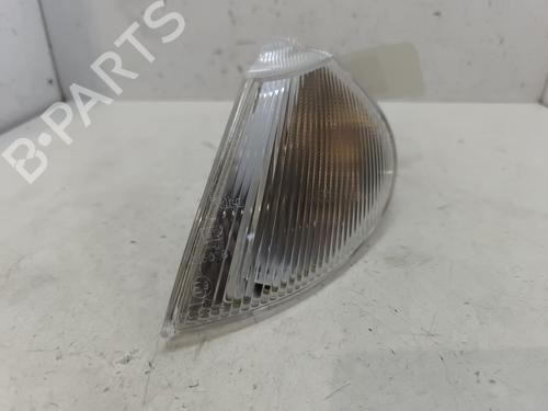 Used Right front indicator RENAULT LAGUNA I (B56_, 556_) 2.0 16V (B56D, B56M) (139 hp) 28499407