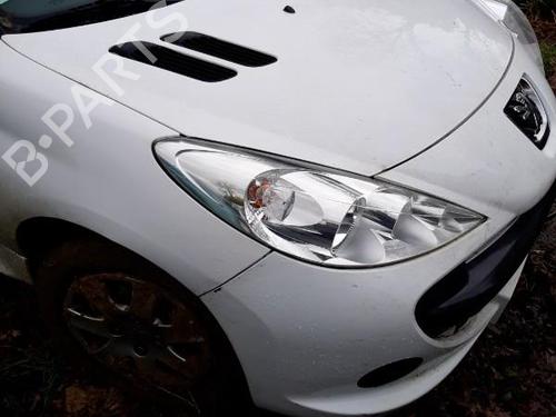 Fuse box PEUGEOT 206+ (2L_, 2M_) 1.4 HDi eco 70 | BP22842252E1