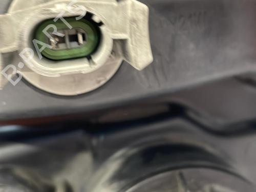 Used Right headlight Right headlight RENAULT SCÉNIC I MPV (JA0/1_, FA0_) 1.9 dCi (JA05, JA1F) (102 hp) 22828868 22828868