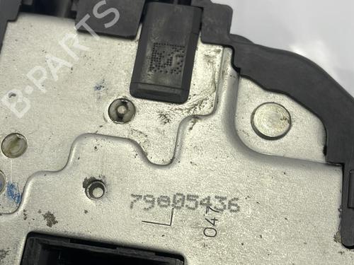 Used Front left lock NISSAN NOTE (E11, NE11) 1.6 (110 hp) 22831112