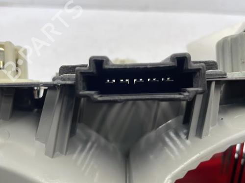 Used Right taillight Right taillight MERCEDES-BENZ E-CLASS (W210) E 270 CDI (210.016) (170 hp) 22833306 22833306