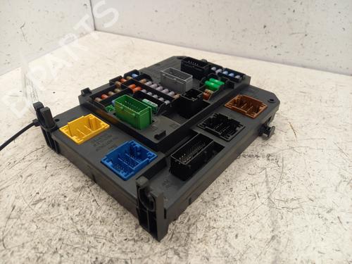 Fuse box CITROËN C4 Grand Picasso II (DA_, DE_) 1.6 HDi / BlueHDi 115 | BP24424238E1  - Image 5