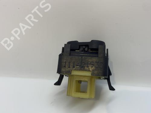 Used Right front window switch Right front window switch VW GOLF III (1H1) 1.9 D (64 hp) 28718438 28718438