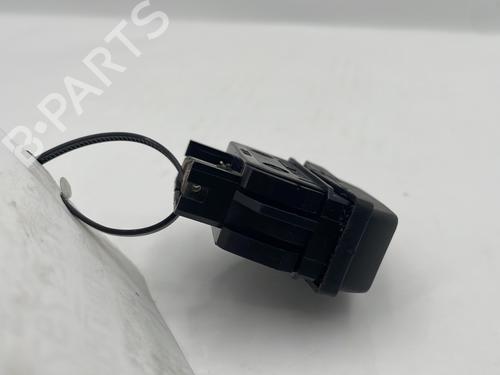 Used Left front window switch Left front window switch CITROËN XSARA PICASSO (N68) [1999-2012] 31581631 31581631