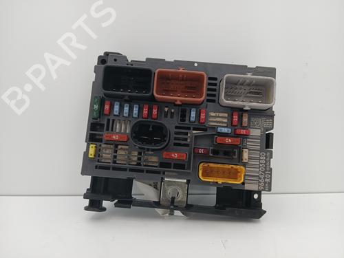 Used Fuse box Fuse box CITROËN C4 Grand Picasso I (UA_) [2006-2013] 30846654 30846654