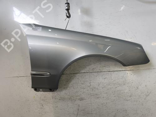 Used Right front fenders Right front fenders MERCEDES-BENZ CLK (C209) CLK 220 CDI (209.308) (150 hp) 34504681 34504681
