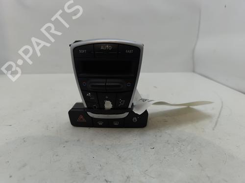 Used Warning switch RENAULT LAGUNA III (BT0/1) 1.5 dCi (BT00, BT0A, BT0T, BT1J) (110 hp) 29193986