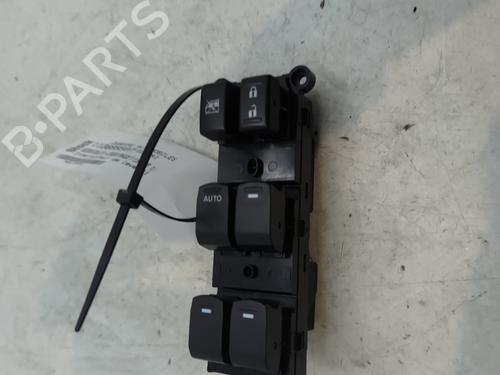 Used Left front window switch SUZUKI SX4 S-Cross (JY) 1.6 DDiS AllGrip (AKK 416D) (120 hp) 29726035