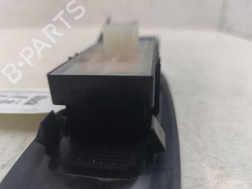 Used Right front window switch Right front window switch RENAULT KADJAR (HA_, HL_) [2015-2026] 27665188 27665188