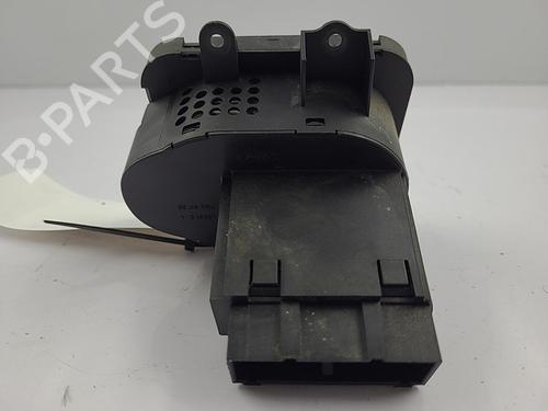 Used Headlight switch Headlight switch LAND ROVER DISCOVERY III (L319) 2.7 TD 4x4 (190 hp) 22817940 22817940