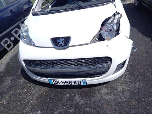 Left taillight PEUGEOT 107 (PM_, PN_) 1.0 | BP22834955C34 
