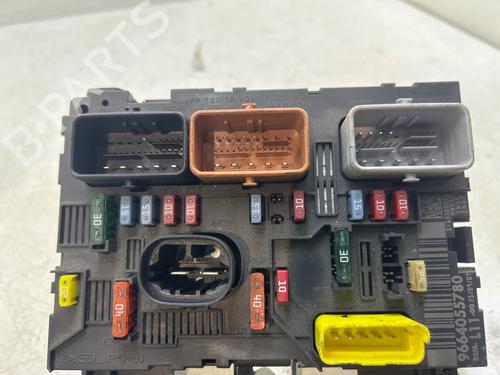 Fuse box PEUGEOT 307 (3A/C) 1.6 HDi | BP37732941E1 - Image 3