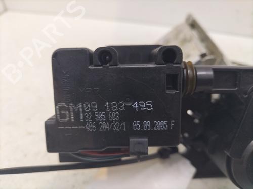 Used Tailgate lock Tailgate lock OPEL MERIVA A MPV (X03) 1.7 CDTI (E75) (100 hp) 30497476 30497476