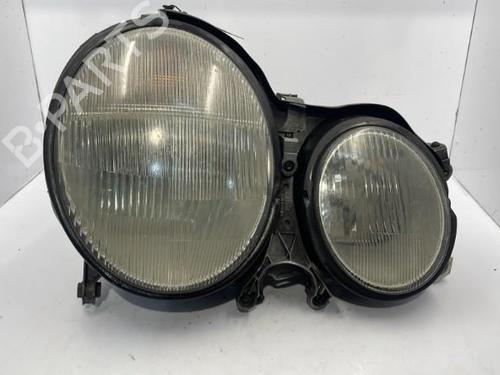 Used Right headlight Right headlight MERCEDES-BENZ E-CLASS T-Model (S210) E 220 T CDI (210.206) (143 hp) 22831282 22831282