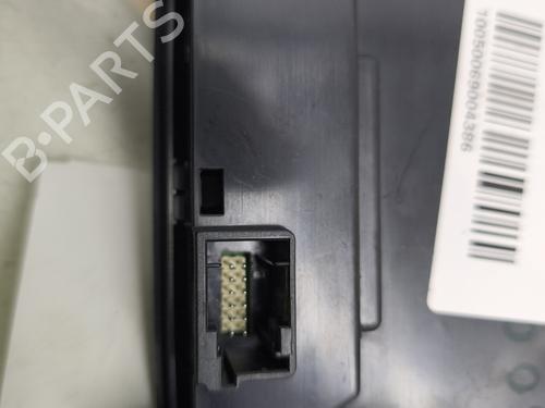 switch-citroen-c4-ii-nc_-2009-34259662 main image