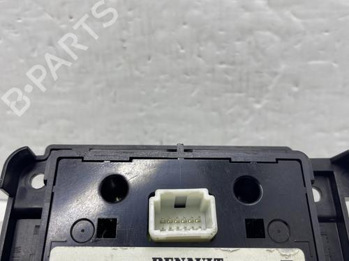Used Switch Switch RENAULT MEGANE III Hatchback (BZ0/1_, B3_) 1.5 dCi (BZ0C) (90 hp) 31090791 31090791