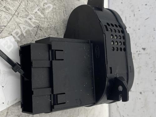 Headlight switch FORD FOCUS I (DAW, DBW) 1.6 16V | BP23574124I24 