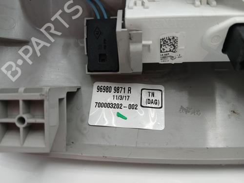 Interior roof light RENAULT KADJAR (HA_, HL_) 1.6 dCi 130 (HLA4) | BP35885948I8 - Image 3