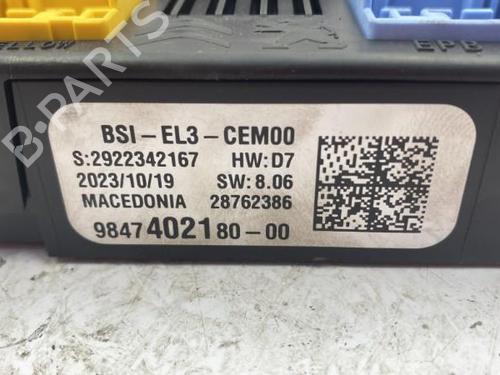 Used Fuse box Fuse box CITROËN C3 III (SX) 1.2 THP 110 (SXHNPS, SXHNZT, SXHNZ6) (110 hp) 22839706 22839706