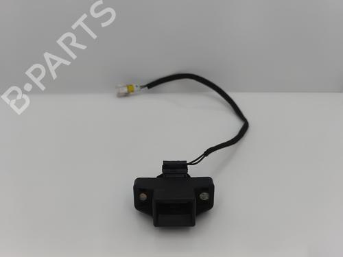 Used Tailgate lock RENAULT CLIO II (BB_, CB_) 1.5 dCi (B/CB07) (65 hp) 30701311