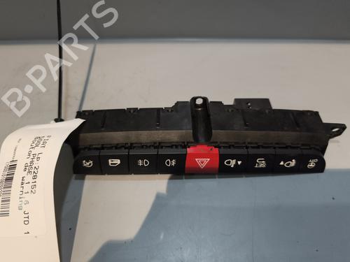 Warning switch FIAT 500L (351_, 352_) 1.6 D Multijet (199LYD1B) | BP29314738I22 