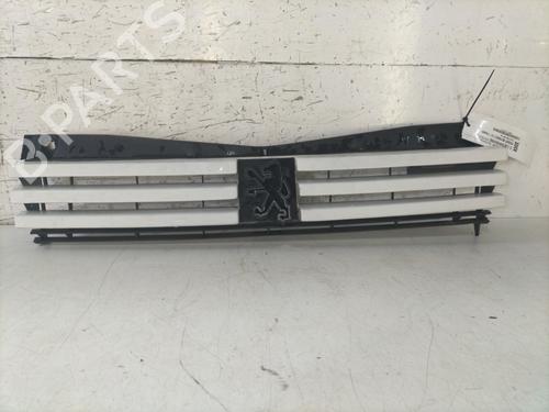 Used Grille PEUGEOT 205 II (20A/C) 1.0 (50 hp) 31581790