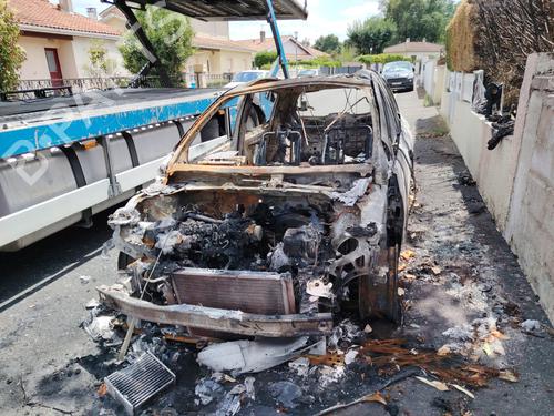 Recambios RENAULT CLIO III (BR0/1, CR0/1) 1.5 dCi (BR17, CR17) (86 hp) 4377156