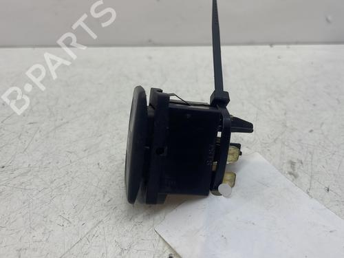 Used Right front window switch Right front window switch SEAT CORDOBA Vario (6K5) 1.9 SDI (64 hp) 29044134 29044134