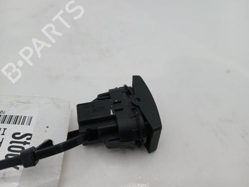 Højre bagtil elrude kontakt Højre bagtil elrude kontakt FORD MONDEO III (B5Y) [2000-2007] 34556401 34556401