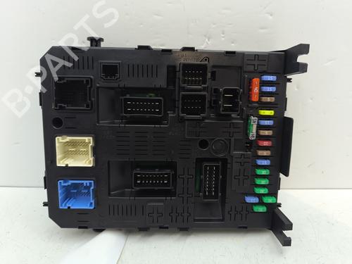 Used Fuse box PEUGEOT 3008 I MPV (0U_) 2.0 HDi (163 hp) 30379093