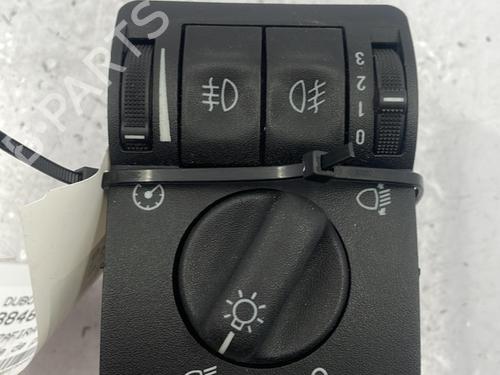 Used Headlight switch OPEL ZAFIRA A MPV (T98) 2.2 DTI 16V (F75) (125 hp) 22830589