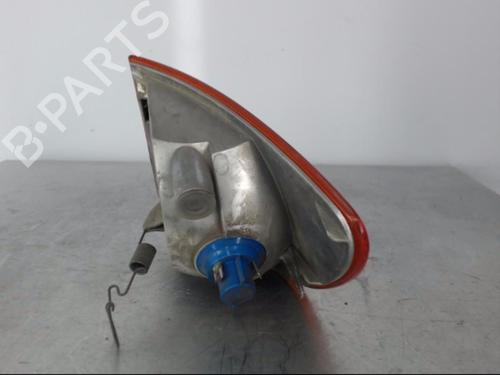 Used Right front indicator MERCEDES-BENZ VITO Van (W638) [1997-2003]  22813424