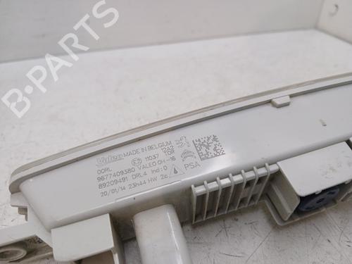 Used Left daytime light Left daytime light 36804133 36804133