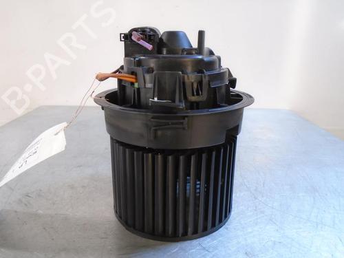 Used Heater blower motor RENAULT CLIO IV (BH_) 1.5 dCi 75 (75 hp) 22812690