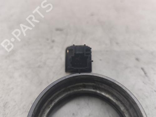 Used Warning switch Warning switch RENAULT KADJAR (HA_, HL_) 1.6 dCi 130 (HLA4) (130 hp) 28064983 28064983