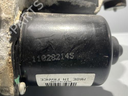 Front wiper motor CITROËN C5 III Break (RW_) 2.0 HDi 140 | BP28277439M29 
