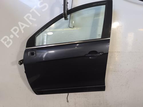 Used Left front door CHEVROLET CAPTIVA (C100, C140) 2.0 D 4WD (150 hp) 27453550