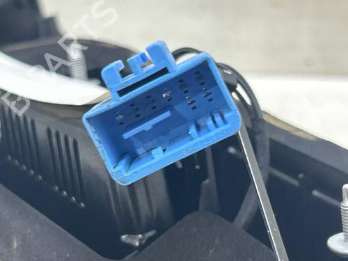 Right tailgate light VW T-ROC (A11, D11) 2.0 TSI 4motion | BP40055215C80 - Image 2