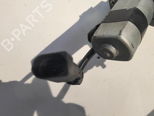 Used Front left window mechanism Front left window mechanism VW FOX Hatchback (5Z1, 5Z3, 5Z4) 1.4 TDI (70 hp) 22824229 22824229