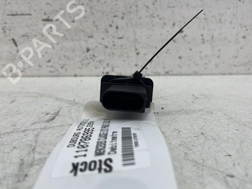 Used Mass air flow sensor MERCEDES-BENZ E-CLASS (W211) E 320 CDI (211.022) (224 hp) 28328649