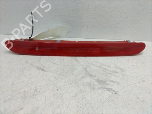 Troisième feu stop VW GOLF V (1K1) 1.9 TDI (105 hp) 32103434