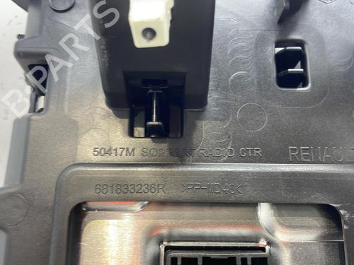 Display monitor RENAULT MEGANE IV Hatchback (B9A/M/N_) 1.2 TCe 100 (B9MS) | BP28709646C48