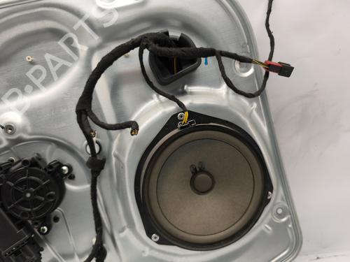 Used Front left window mechanism Front left window mechanism ALFA ROMEO GIULIETTA (940_) 1.6 JTDM (940FXD1A) (105 hp) 32078362 32078362