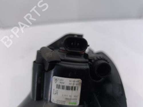 Used Right front fog light Right front fog light 38452820 38452820